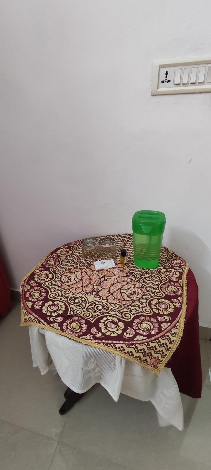 Koonamparayil Home Stay Munnar Anaviratty-Family Only Екстериор снимка