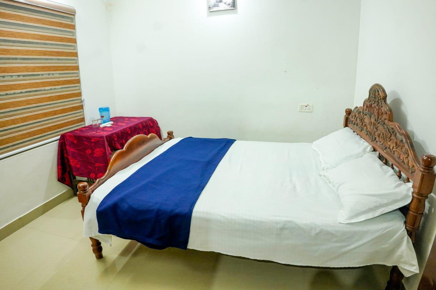 Koonamparayil Home Stay Munnar Anaviratty-Family Only Екстериор снимка